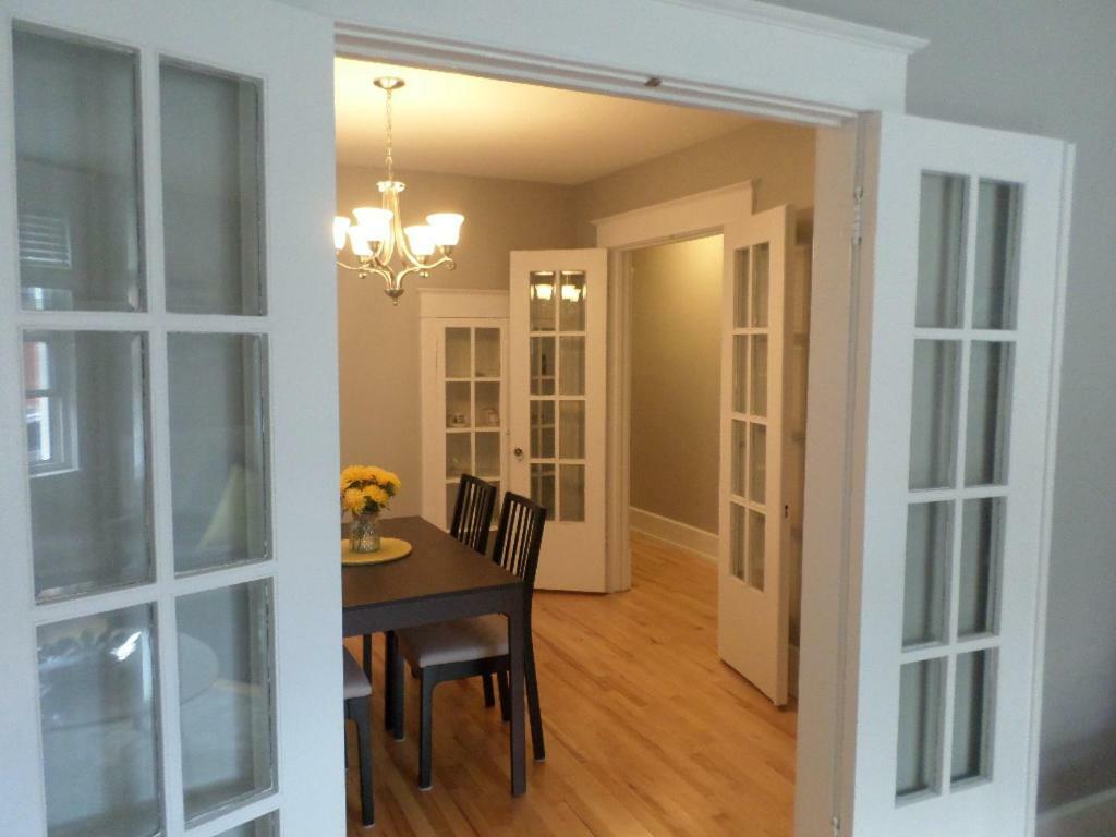 Beautiful, Clean, Quiet 2 Br-In Downtown Ottawa. Parking, Wifi And Netflix Included Apartman Kültér fotó